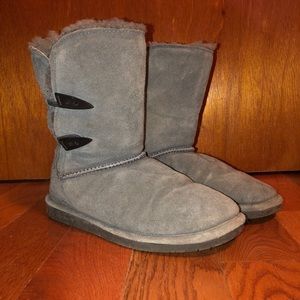 *REDUCED $* Bearpaw Boots